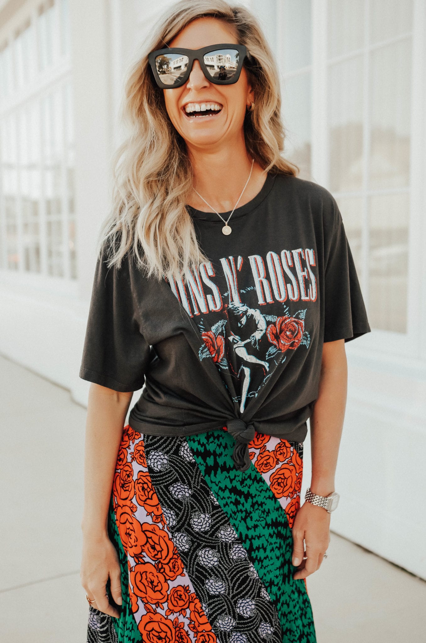 Gus N' Roses graphic tee